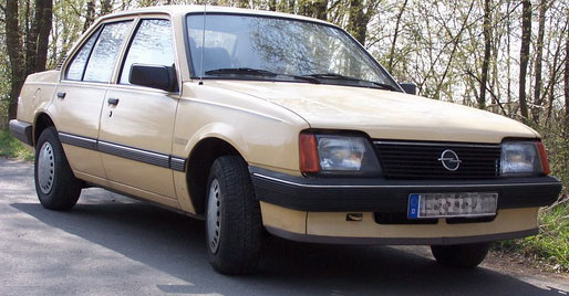 Opel Ascona C: 5 фото