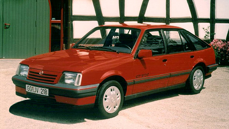 Opel Ascona: 02 фото
