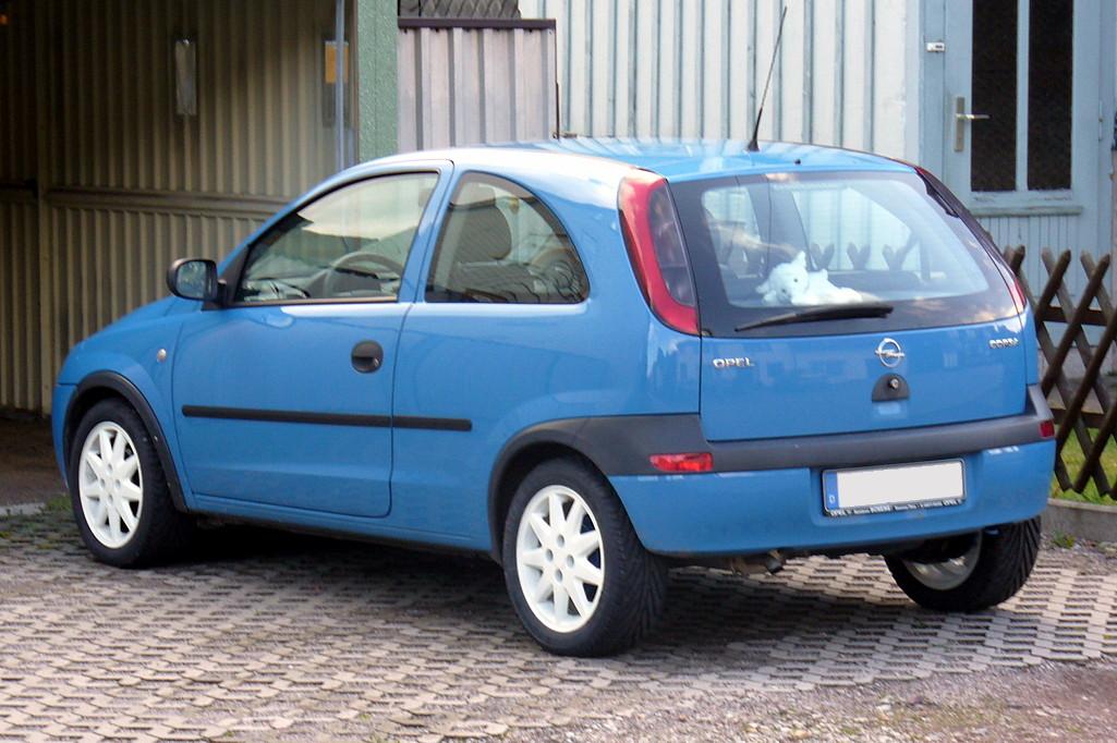 Opel Corsa C: 09 фото