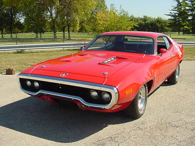 Plymouth Road Runner: 11 фото
