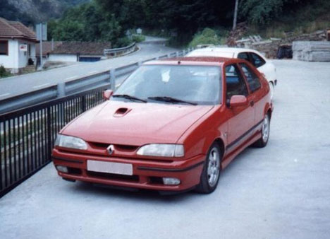 Renault 19: 7 фото