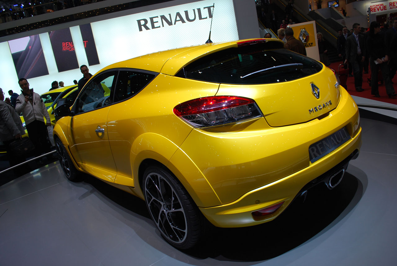 Renault Megane RS: 10 фото