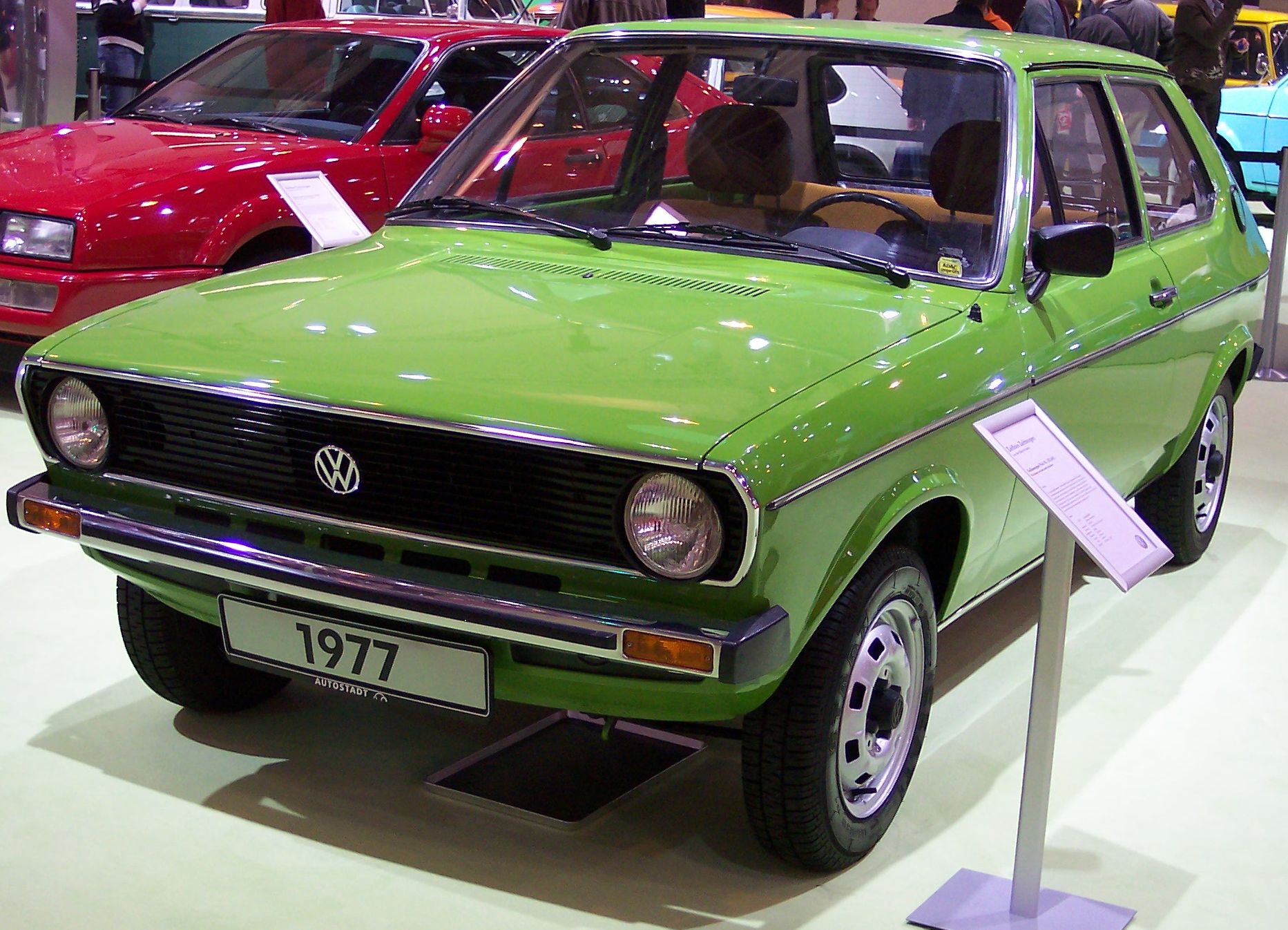 Volkswagen Polo I: 4 фото