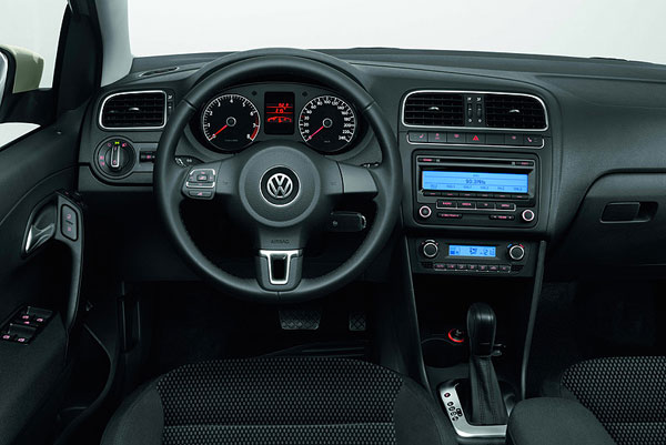 Volkswagen Polo IV: 06 фото